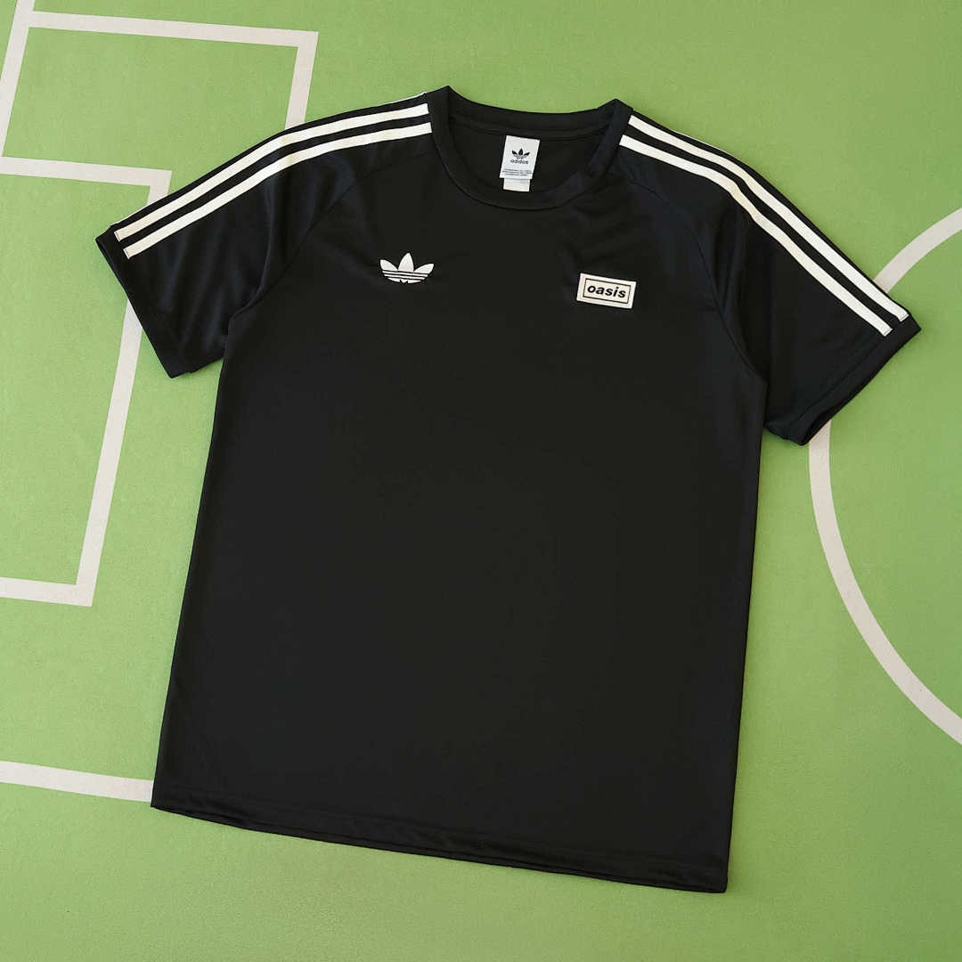 25/26 oasis black T-shirt · Referencia del proveedor: 215207226