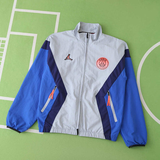 25/26 Paris Saint-Germain F.C. Cortavientos · Referencia del proveedor: 215393597