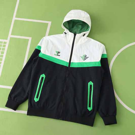 25/26 Real Betis Balompié Cortavientos · Referencia del proveedor: 217601805