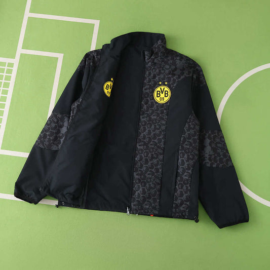 25/26 Borussia Dortmund Wear on both sides Cortavientos · Referencia del proveedor: 217601825