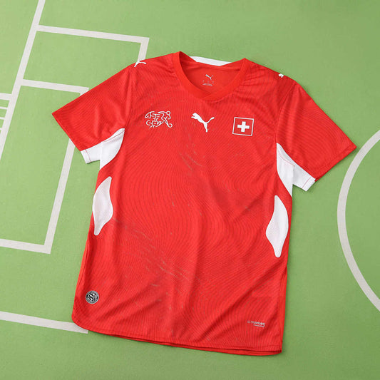 20/26 FIFA World Cup Switzerland Local Player · Referencia del proveedor: 219350695