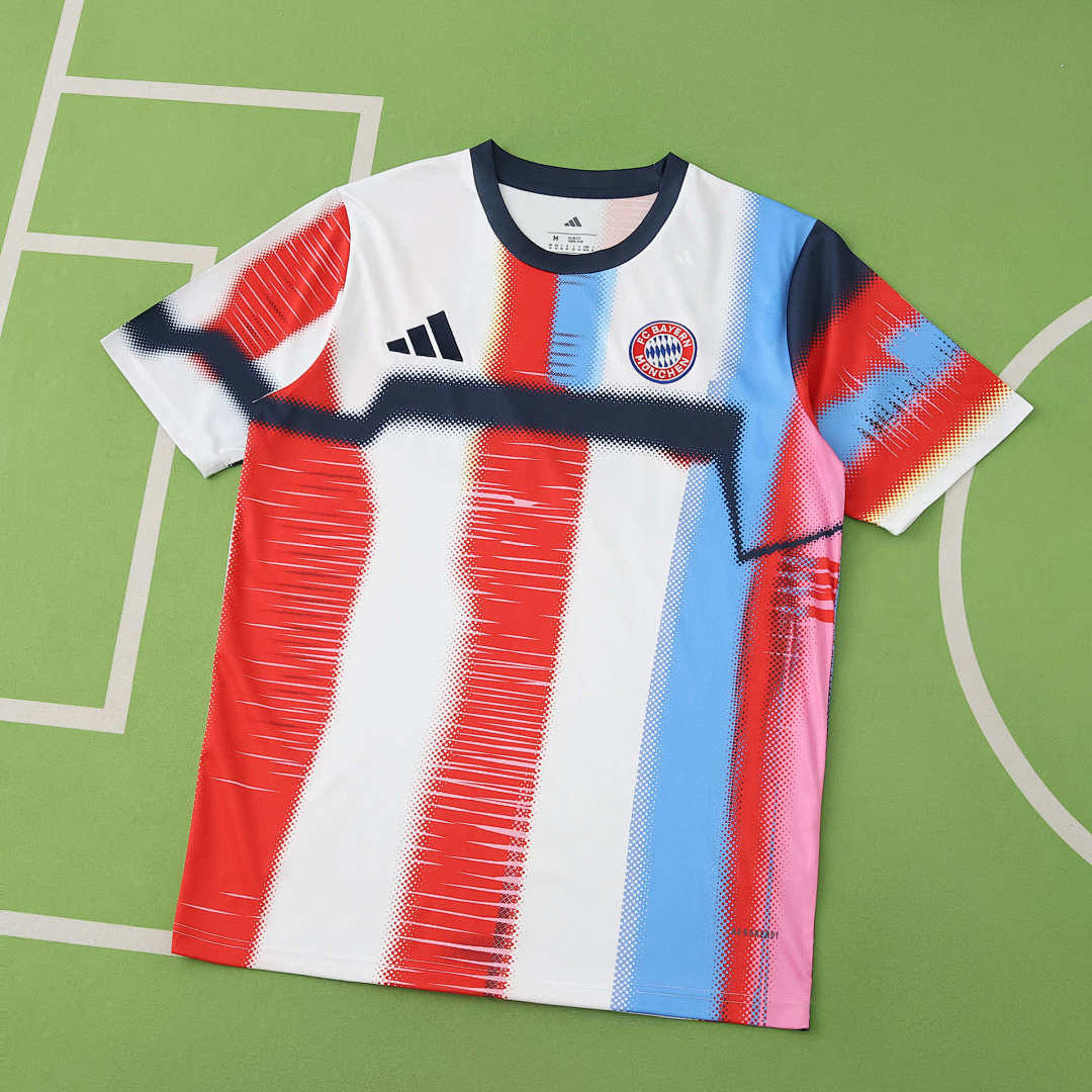 25/26 Fußball-Club Bayern München training suit Fan · Referencia del proveedor: 220066000