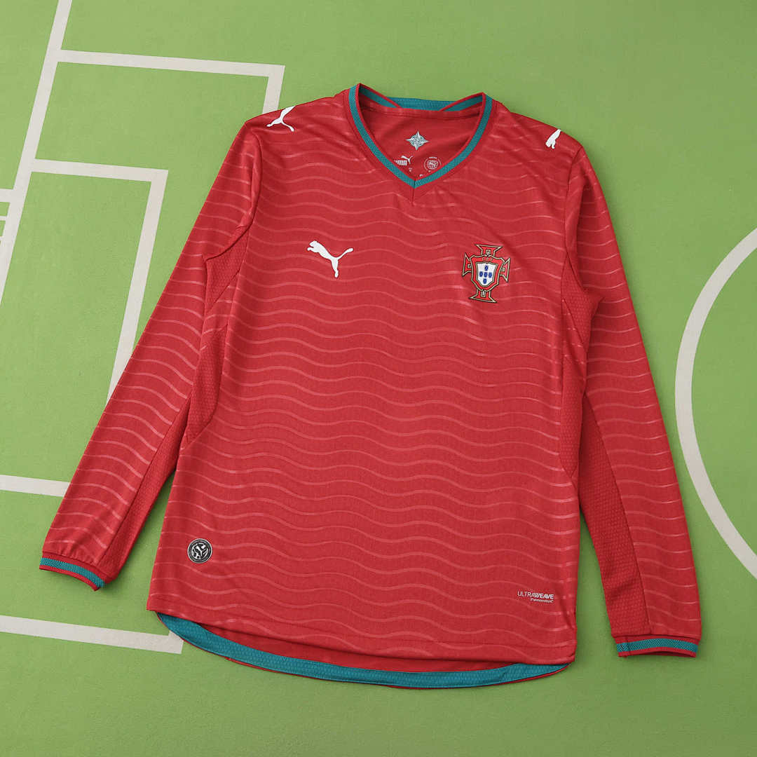 20/26 FIFA World Cup Portugal Local Long sleeve Player · Referencia del proveedor: 220066115