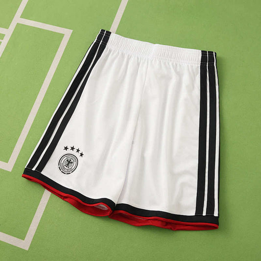 20/26 FIFA World Cup Germany Local shorts · Referencia del proveedor: 221483801