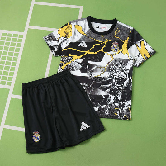 25/26 Real Madrid CF Marvel White Concept Conjunto infantil · Referencia del proveedor: 222924006