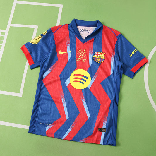 25/26 FC Barcelona / Barça Cuarta Supercopa de España Player · Referencia del proveedor: 224260370
