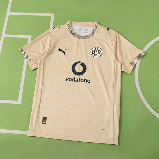 26/27 Borussia Dortmund Concept Fan · Referencia del proveedor: 231018087