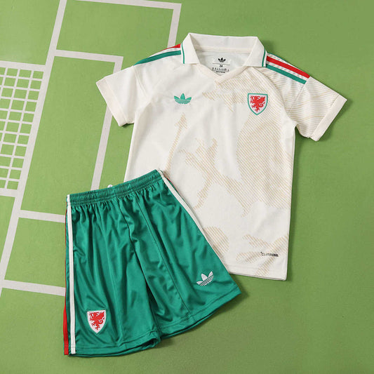 20/26 Wales Visitante Conjunto infantil · Referencia del proveedor: 231018573