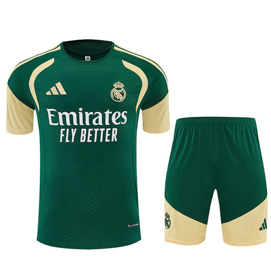 26/27 Real Madrid CF Conjunto de entrenamiento de manga corta Fan · Referencia del proveedor: 235389831