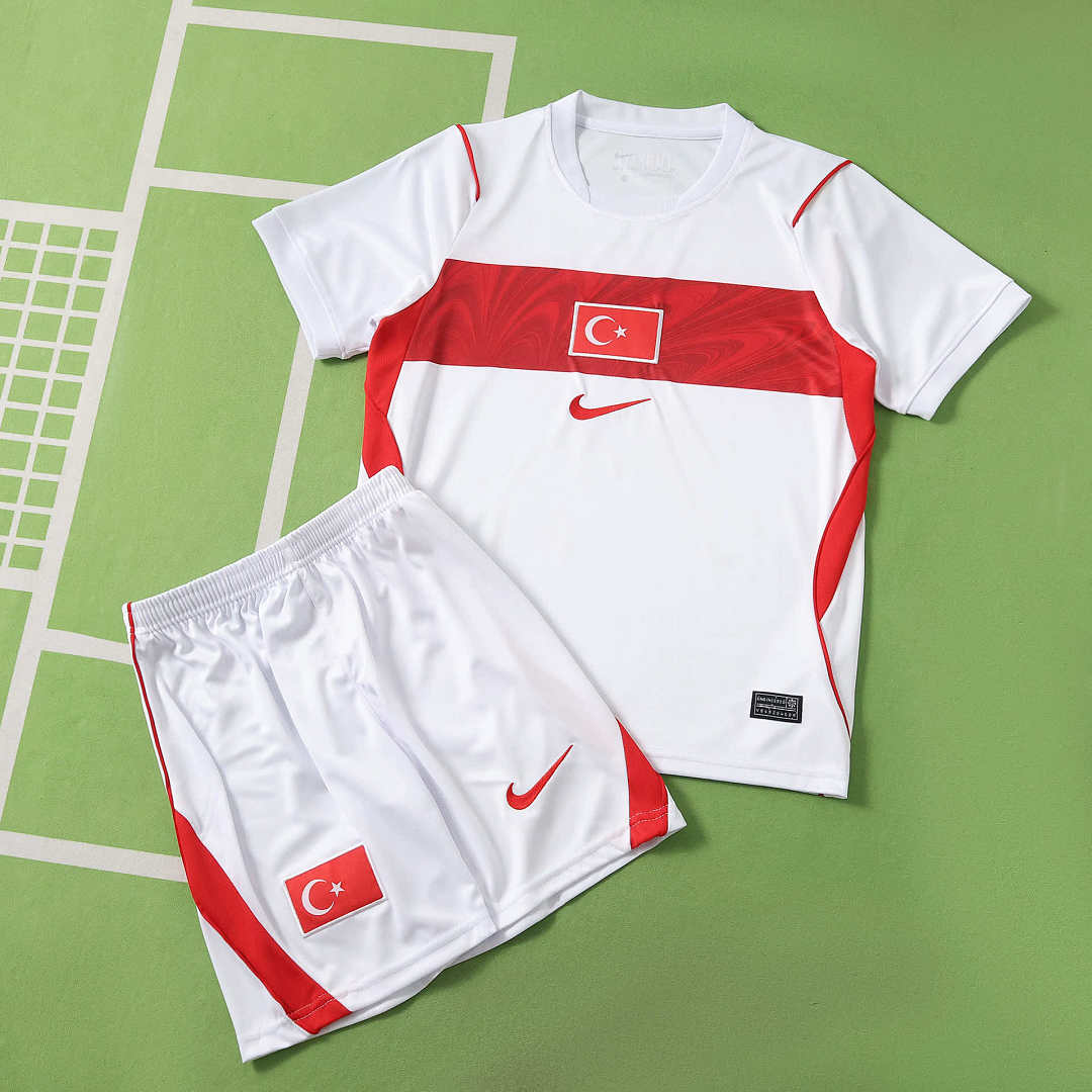 20/26 FIFA World Cup Türkiye Local Conjunto infantil · Referencia del proveedor: 236321308