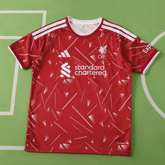 26/27 Liverpool F.C. Local Fan · Referencia del proveedor: 239340931