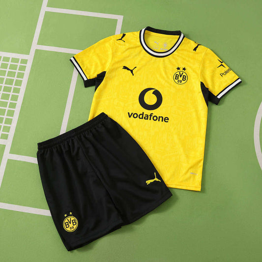 26/27 Borussia Dortmund Local Conjunto infantil · Referencia del proveedor: 239342295