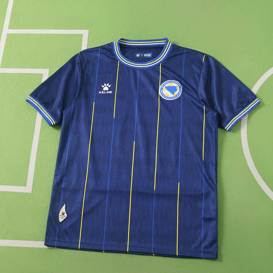 20/26 FIFA World Cup Bosnia and Herzegovina Local Fan · Referencia del proveedor: 242317605