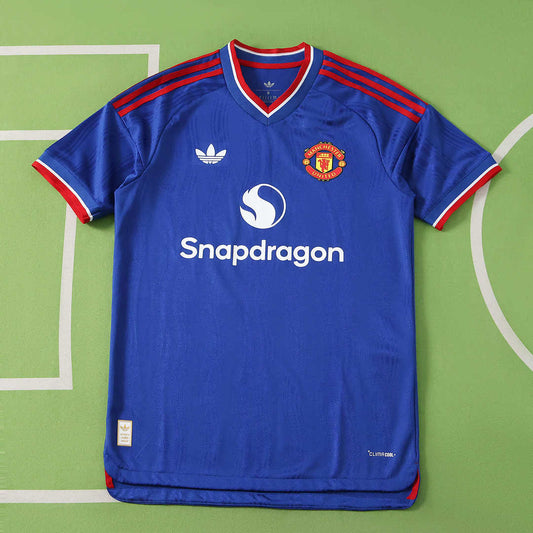 26/27 Manchester United F.C. Visitante Player