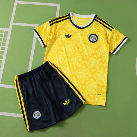 26/27 Leeds United F.C. Visitante Conjunto infantil · Referencia del proveedor: 248834674