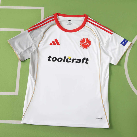 26/27 1. FC Nürnberg Tercera Fan · Referencia del proveedor: 251437101