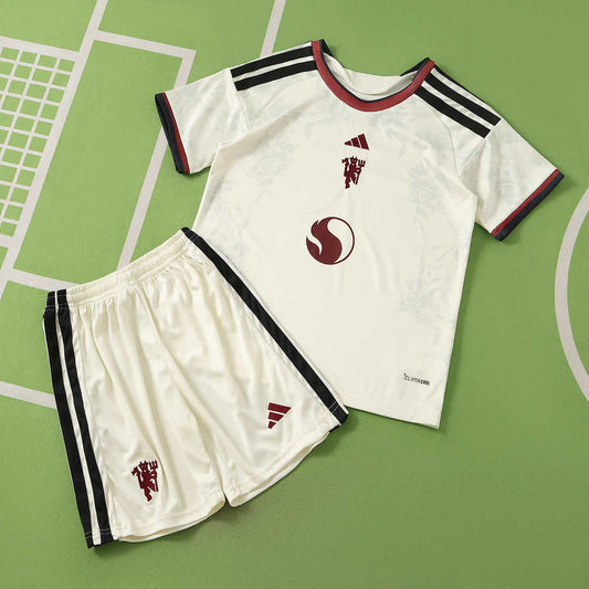 26/27 Manchester United F.C. Tercera Conjunto infantil · Referencia del proveedor: 251843738
