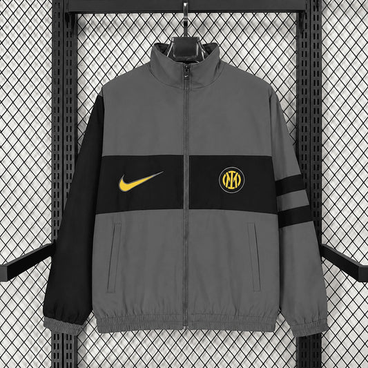 26/27 F.C. Internazionale Milano Retro Cortavientos · Referencia del proveedor: 252324260