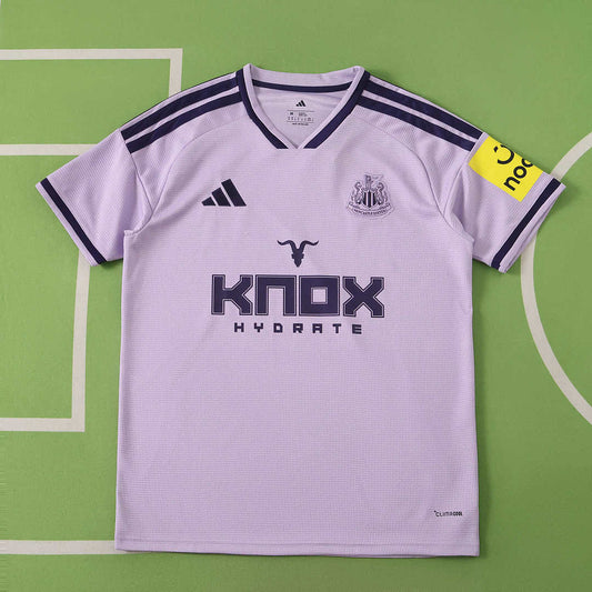 26/27 Newcastle United F.C. Tercera Fan · Referencia del proveedor: 252858781