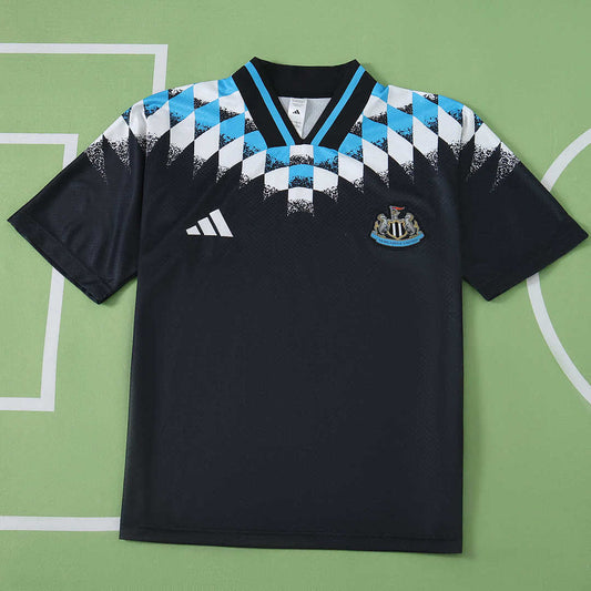 26/27 Newcastle United F.C. Concept Fan · Referencia del proveedor: 255764786