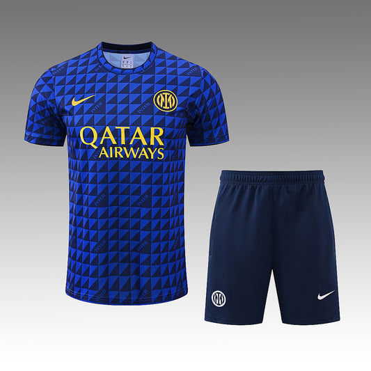 26/27 F.C. Internazionale Milano Conjunto de entrenamiento de manga corta Fan · Referencia del proveedor: 258142559