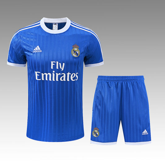 26/27 Real Madrid CF Conjunto de entrenamiento de manga corta Fan · Referencia del proveedor: 258150567