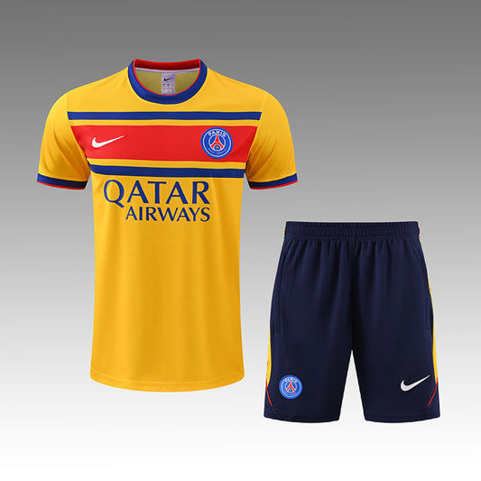 26/27 Paris Saint-Germain F.C. Conjunto de entrenamiento de manga corta Fan · Referencia del proveedor: 258151823