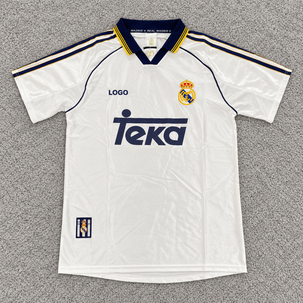 Real Madrid · Local 99/00 · Retro · alfombra gris